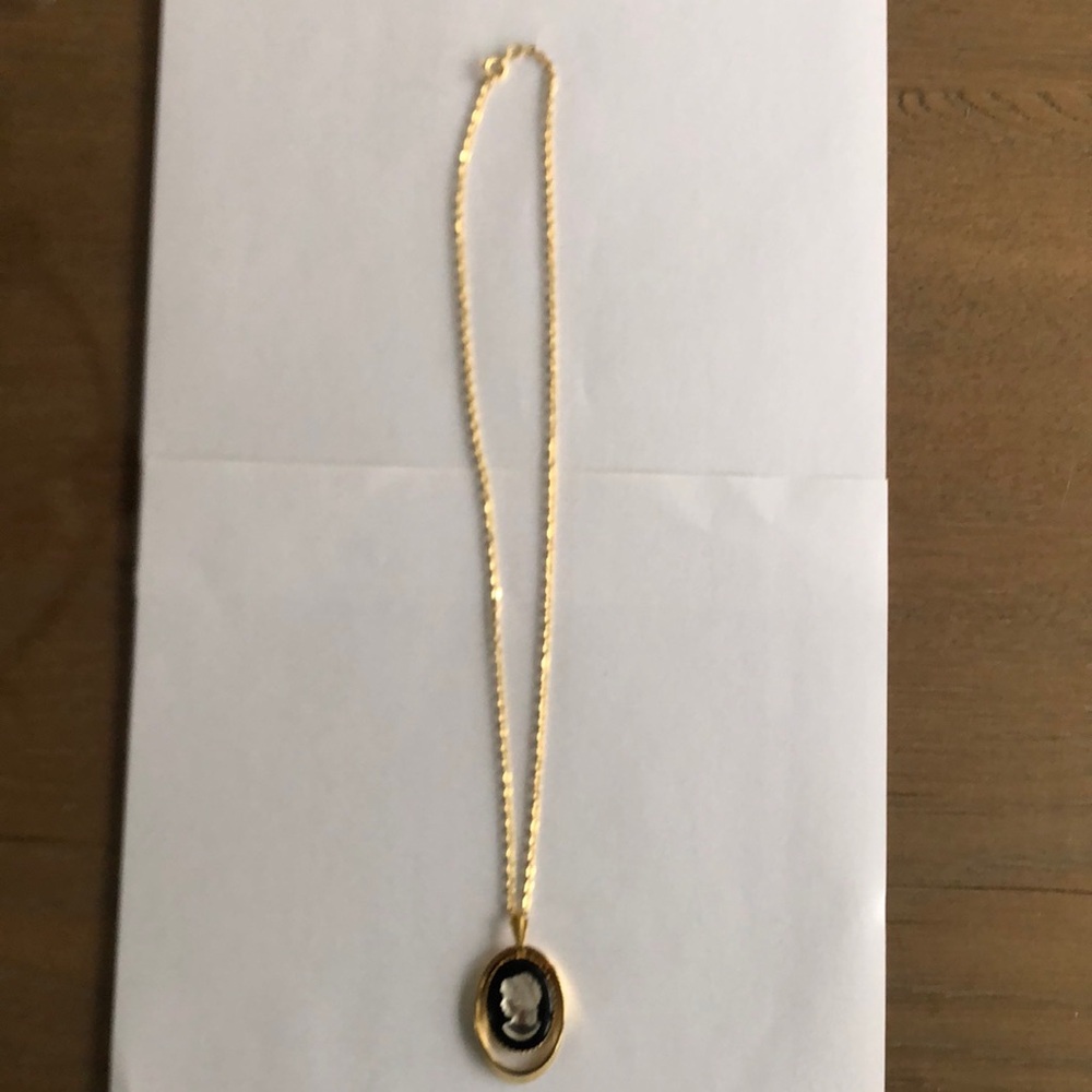 Gold Plated Necklace with Pendant. Necklace chain is 10”.